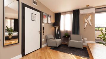 Junior Suite, Balcony | 1 bedroom, minibar, in-room safe, blackout drapes