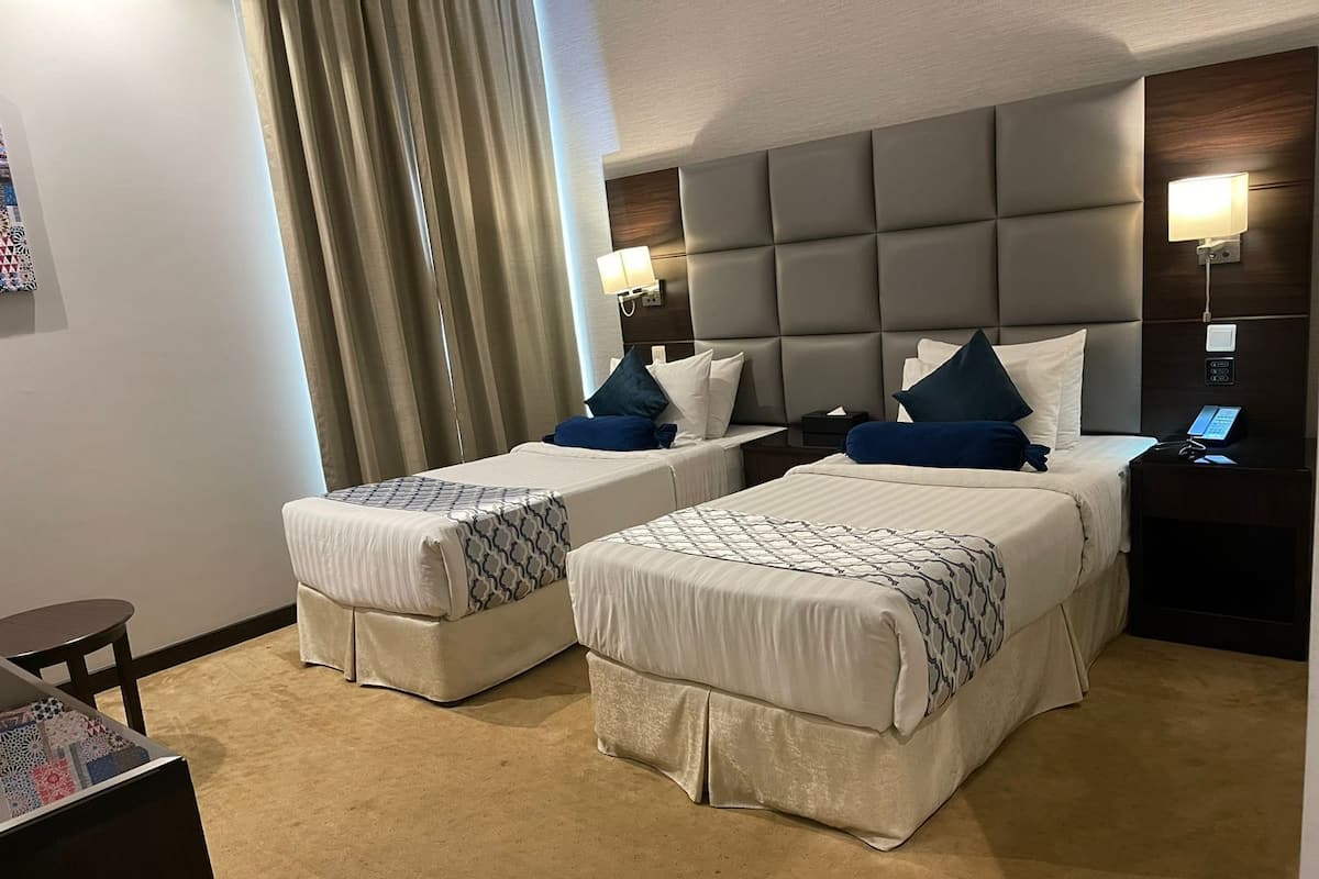 Minibar, safe på rommet, lydisolert og strykejern/-brett