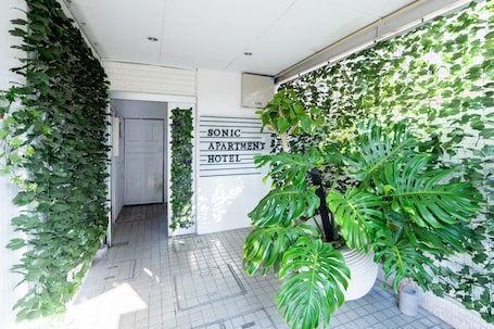 Exterior detail. 2 minutes walk from Dazaifu Station The best apar / Dazaifu Fukuoka
