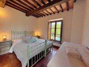 7 camere, ferro/asse da stiro, Wi-Fi, lenzuola