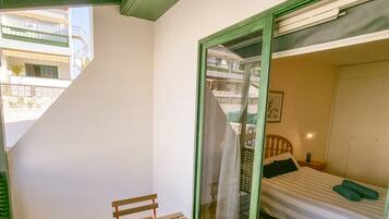 1 chambre, Wi-Fi gratuit, draps fournis