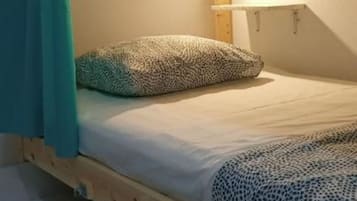 Classic Room, Women only | 1 bedroom, free WiFi, bed sheets
