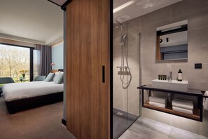 Free toiletries, hair dryer, towels, soap - Van der Valk Hotel Gorinchem-A27 (Gorinchem)