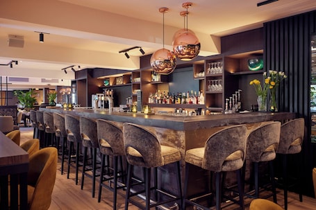 Bar (on property). Van der Valk Hotel Gorinchem-A27