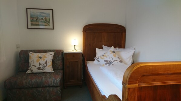 Standard Single Room, Ensuite, Courtyard View (Einzelzimmer Nr. 1)
