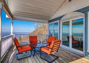 Balcony - Ruby's Cliffside #125 (Seymour)