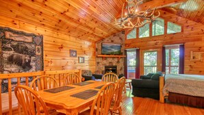 Cabin, nhiều giường, bồn tắm nước nóng