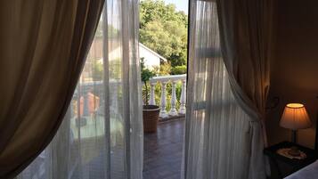 Habitación estándar | 1 habitación, tabla de planchar con plancha, wifi gratis y ropa de cama