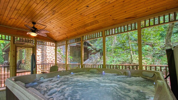 Bañera de hidromasaje exterior