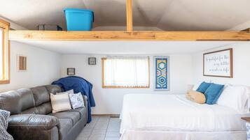 1 Schlafzimmer, Schreibtisch, BĂŒgeleisen/BĂŒgelbrett, WLAN