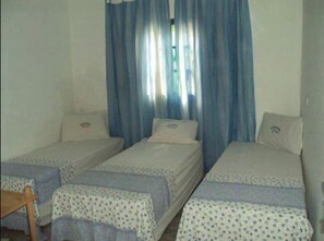 Blackout curtains, free WiFi, bed sheets