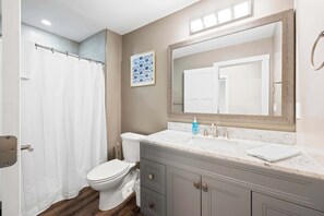 Unclassified image, 4 of 23, button