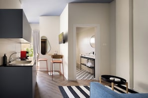 Suite | Eigene Küche | Kühlschrank, Mikrowelle, Herdplatte, Espressomaschine