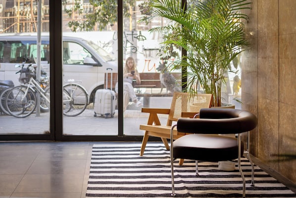 Sala de estar en el lobby
