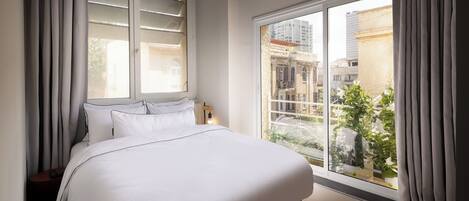 Suite | Minibar, individually decorated, individually furnished