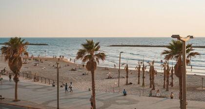 Monochrome Rothschild - Smart Hotel by Loginn Tel Aviv