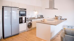 Private kitchen - 8 Deben Wharf, Woodbridge (Woodbridge)