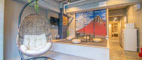 Appartamento (AMP FLAT Nishijin 2F) | Area soggiorno | TV a schermo piatto