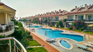 Seasonal outdoor pool - SUNSET BEACH APART (Fethiye)