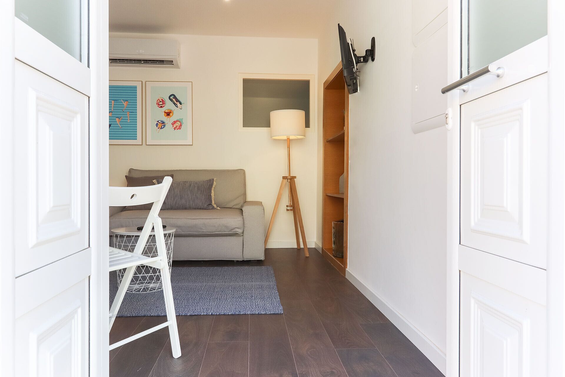 Apartment, 1 Bedroom, Kitchen | Living room | Flat-screen TV