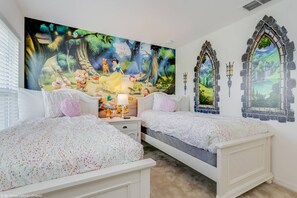 6 soveværelser, individuelt design, individuel indretning, skrivebord