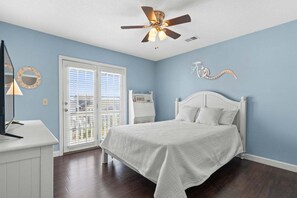 4 bedrooms, WiFi, bed sheets