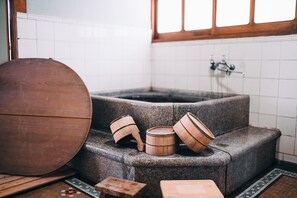 Interior - Traditional Japanese architecture / Mitoyo Kagawa (Mitoyo)