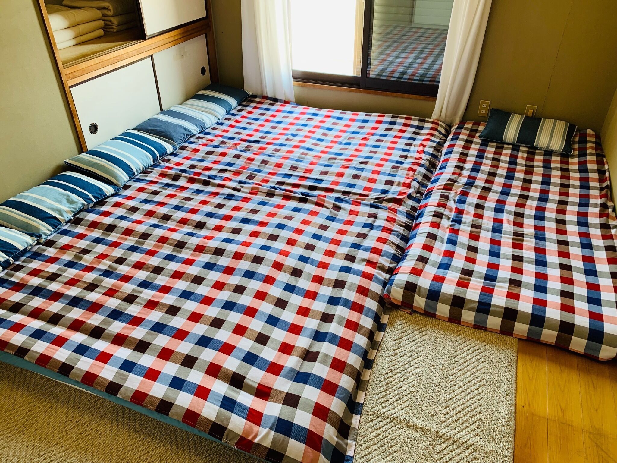 3 bedrooms, desk, iron/ironing board, free WiFi