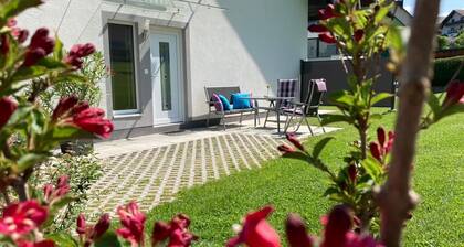Nice Appartment with garden and mountainview for 2 adults and a baby