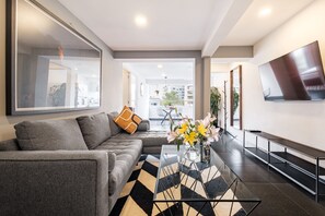 Apartment, 2 Bedrooms | Living area | LCD TV - Nido Parque Lincoln (Mexico City)