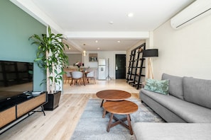 Apartment, 1 Bedroom | Living area | LCD TV - Nido Parque Lincoln (Mexico City)