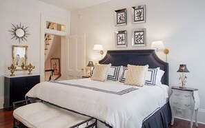 5 bedrooms, iron/ironing board, free WiFi, bed sheets