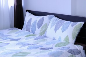 2 Schlafzimmer, Schreibtisch, Bügeleisen/Bügelbrett, kostenloses WLAN