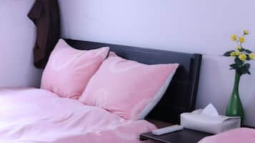 2 dormitorios, escritorio, tabla de planchar con plancha y wifi gratis