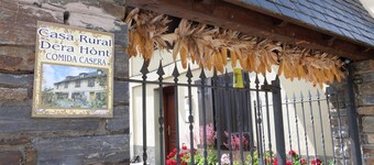 Casa Dera Hont