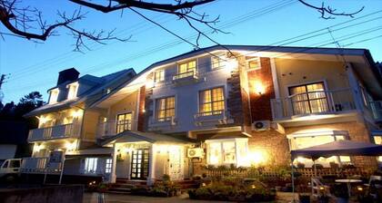 Twin room with bathroom / Minamiuonuma Niigata