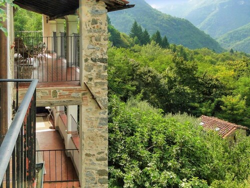 Villa degli Archi, piscine privée, vue sur la montagne, WIFI, 3 terrasses