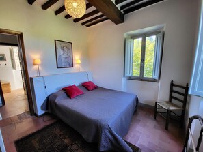 7 soverom, strykejern/-brett, wi-fi og sengetøy