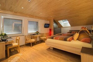 Dreibettzimmer