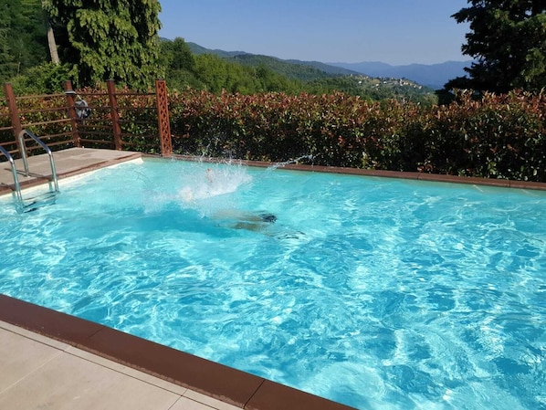 Piscina a l'aire lliure