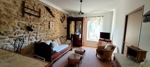 Family Apartment, Kitchenette, Pool View | Living area - Mas La Pomarède (Robion)