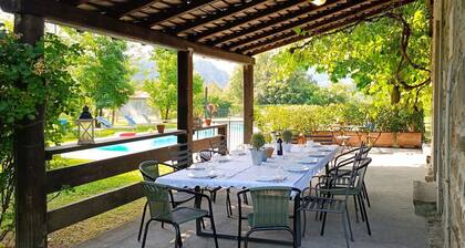 Lama Piana 2 cottages let together in price. Private pool. Walk to river. WIFI