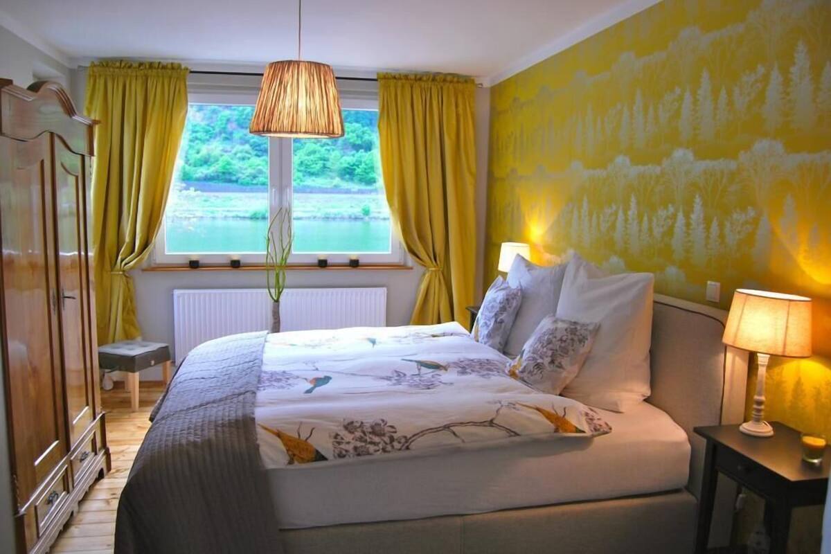 Superior Apartment (inkl. Endreinigung EUR 60) | In-room safe, desk, blackout drapes, soundproofing