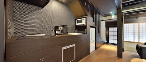 Fridge, microwave, stovetop, electric kettle