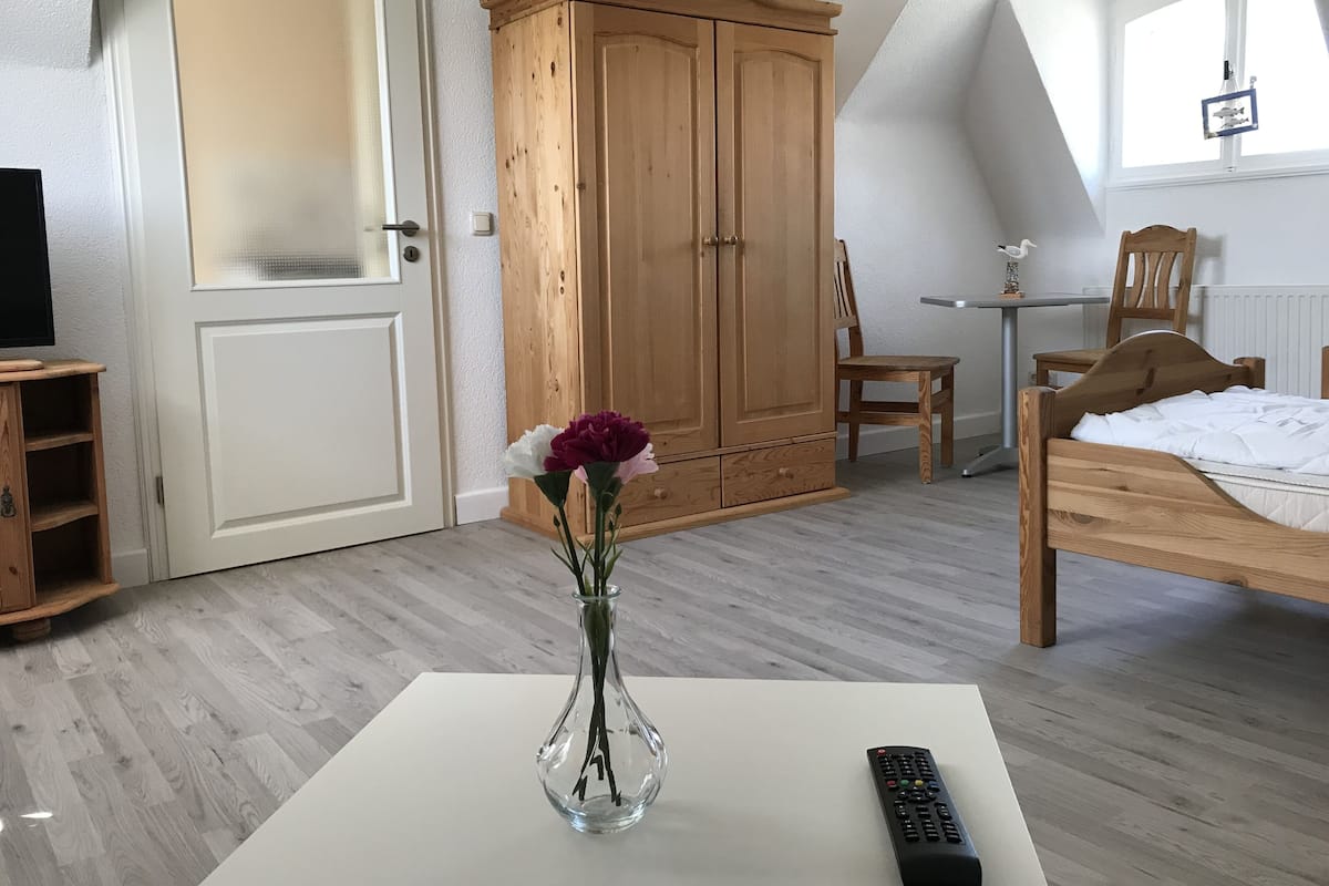 Apartamento (3 inkl. Endreinigung EUR 85) | 1 dormitorio, cortinas opacas, sistema de insonorización