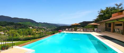Outdoor pool, a heated pool