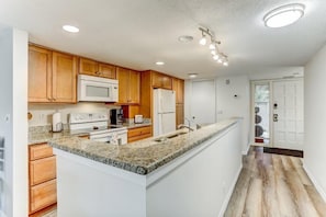 Condo | Private kitchen
