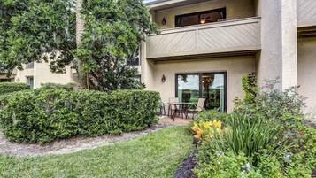 Condo | Exterior