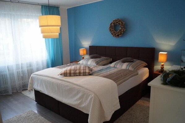 2 habitaciones, ropa de cama hipoalergénica y decoración personalizada