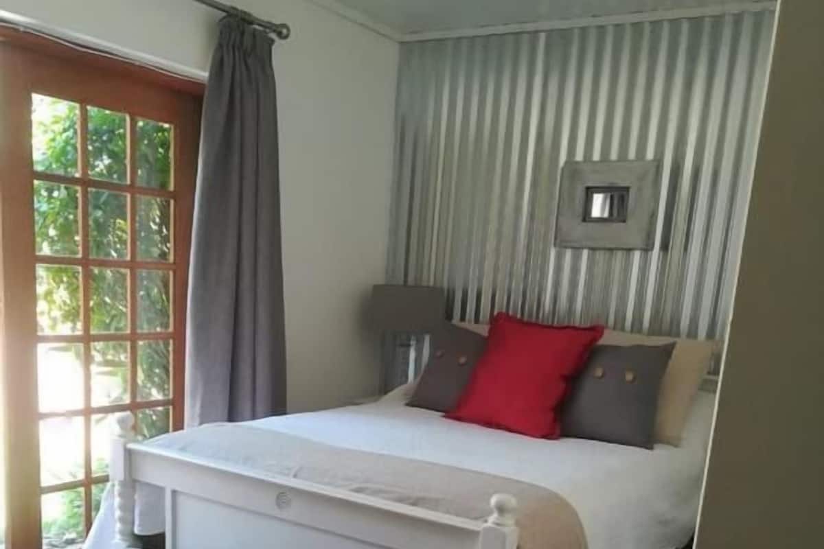 Double Room (Queen Elizabeth)
